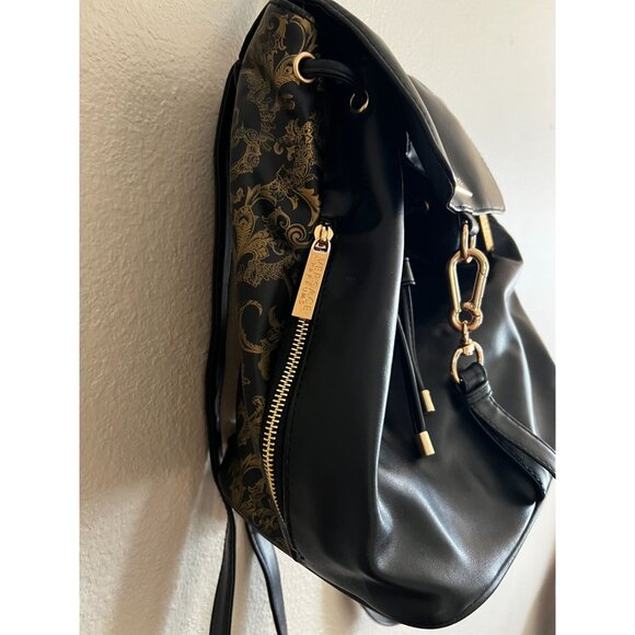 Versace Parfums Backpack Black Gold Adjustable Straps & Zip Pockets Vegan Faux L - Picture 10 of 15